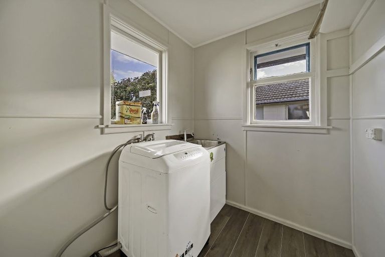 Photo of property in 6 Carisbrooke Street, Aranui, Christchurch, 8061