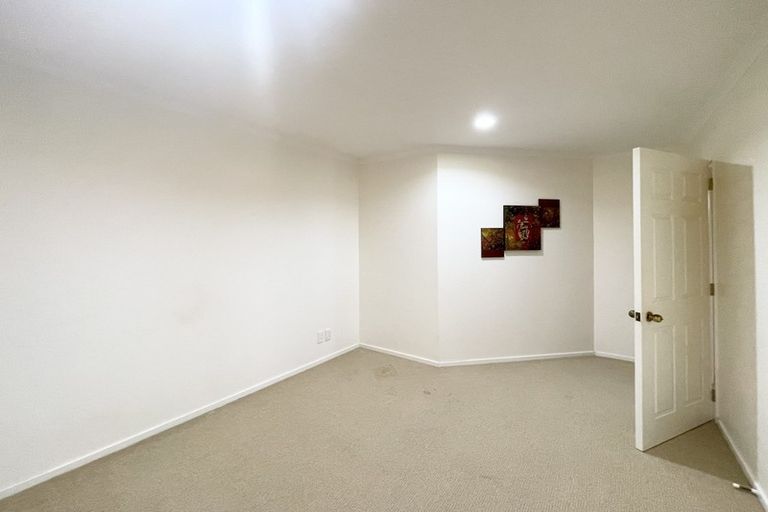 Photo of property in 6 Etwall Court, Dannemora, Auckland, 2016