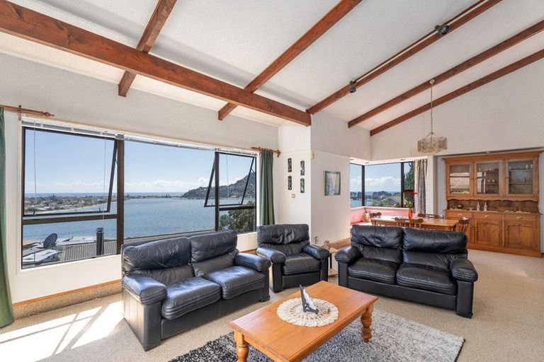 Photo of property in 14 Pine Grove, Tairua, 3508