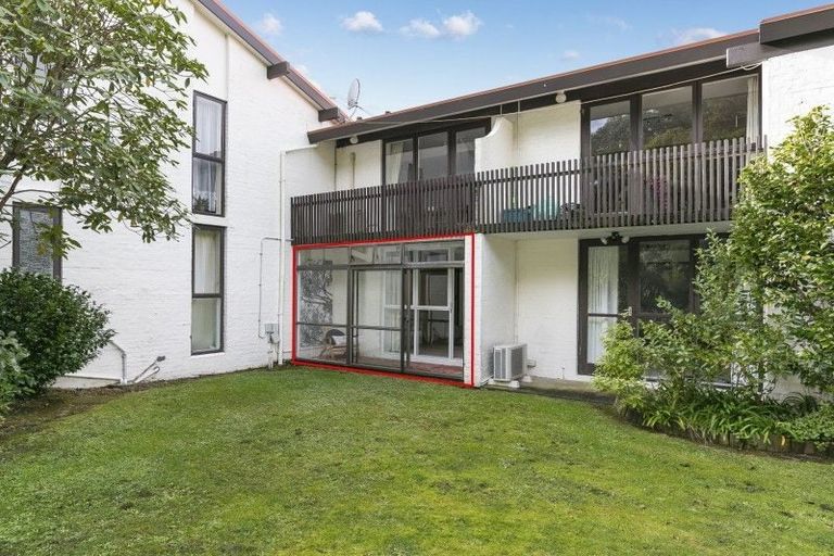 Photo of property in 141i Churton Drive, Churton Park, Wellington, 6037