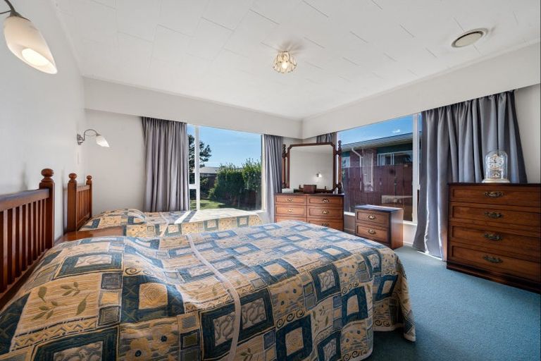 Photo of property in 19 Bronte Place, Whalers Gate, New Plymouth, 4310