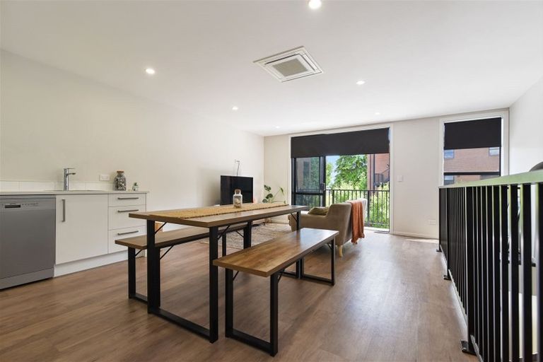 Photo of property in 14 Village Quarter Lane, Frankton, Hamilton, 3204