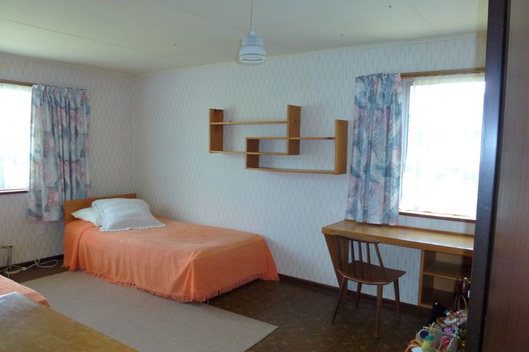 Photo of property in 16 Arnott Street, Alexandra, 9320