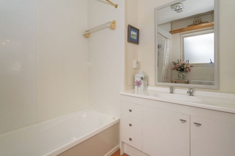 Photo of property in 20a Nicholas Avenue, Whitianga, 3510