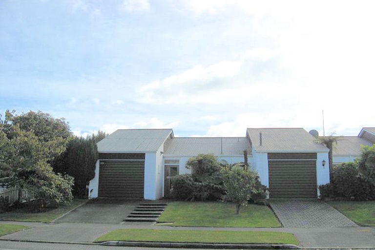 Photo of property in 39a Grahams Road, Ilam, Christchurch, 8041