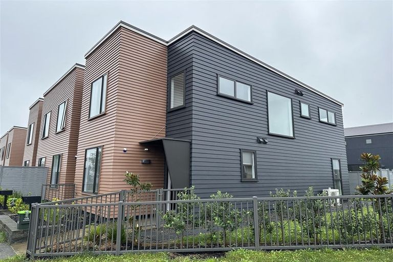 Photo of property in 19 Harewood Street, Whenuapai, Auckland, 0618