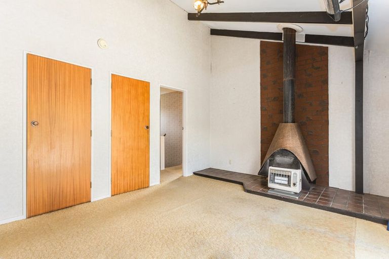 Photo of property in 1 Fathom Lane, Whitby, Porirua, 5024