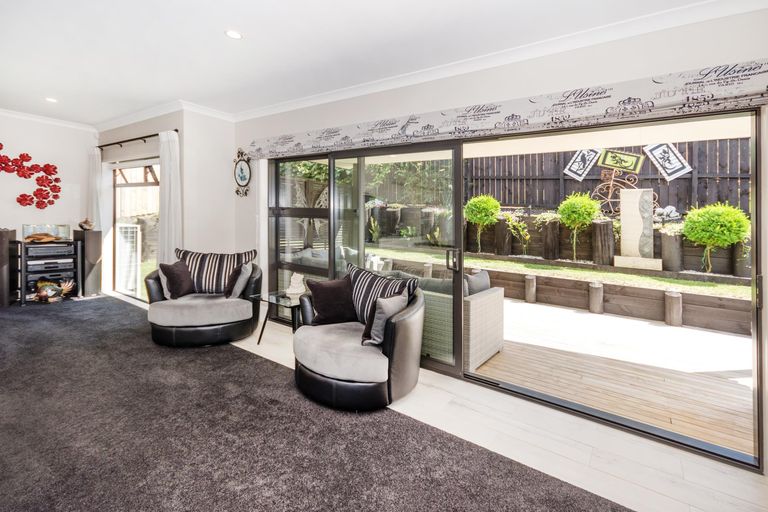 Photo of property in 38a Max Short Drive, Pukekohe, 2120