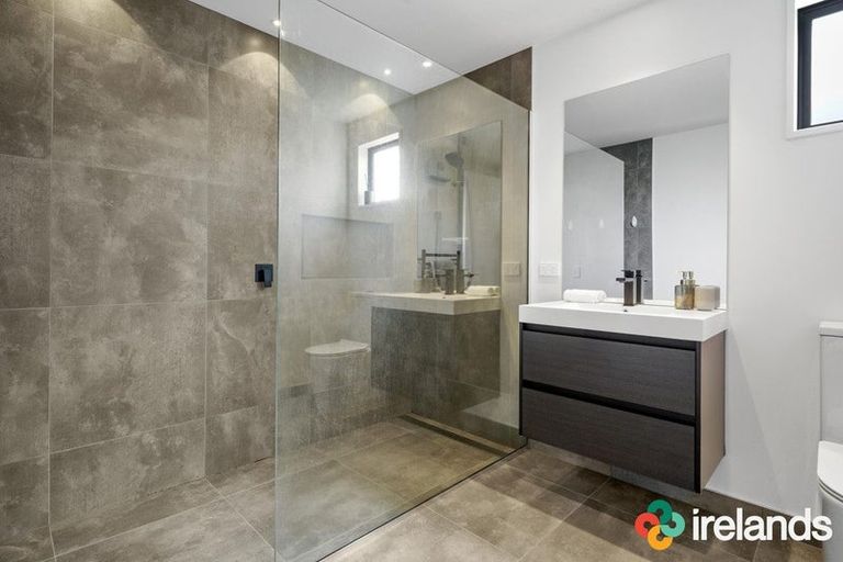 Photo of property in 4 Pegson Lane, Halswell, Christchurch, 8025