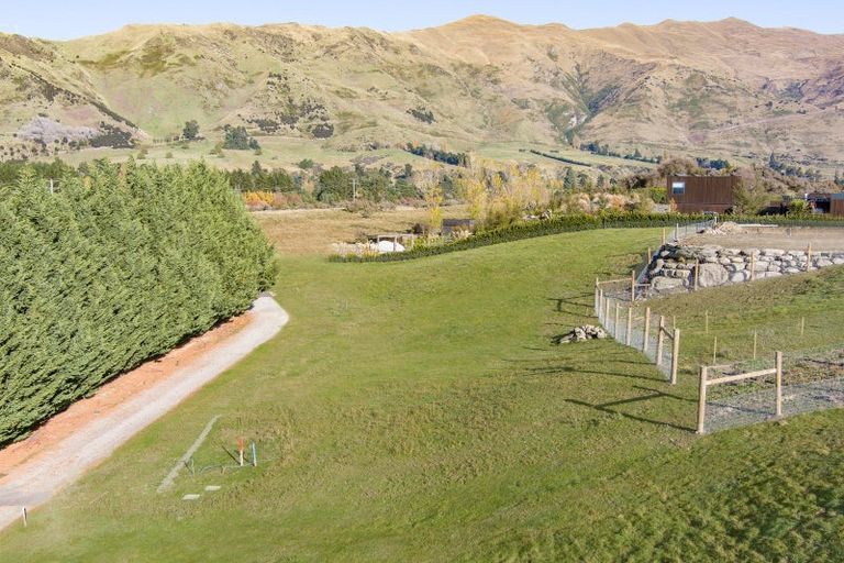 Photo of property in West Meadows Drive, Wanaka, 9305