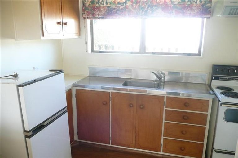 Photo of property in 36 Percy Dyett Drive, Karori, Wellington, 6012