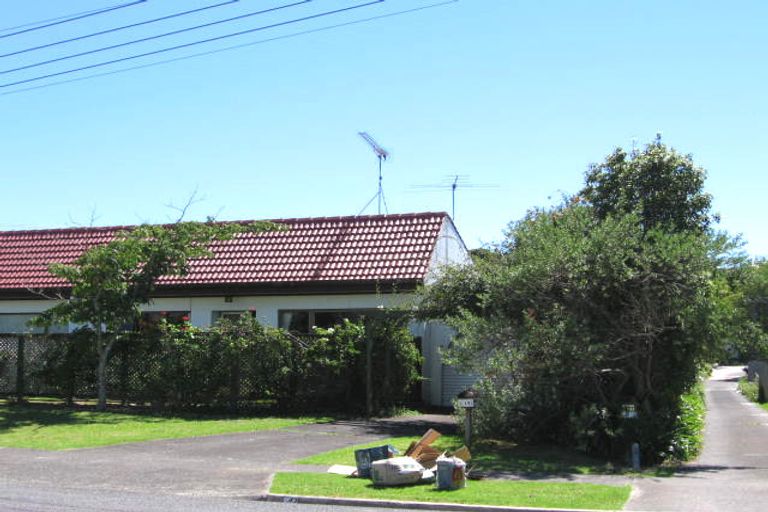 Photo of property in 2/142 Nile Road, Milford, Auckland, 0620