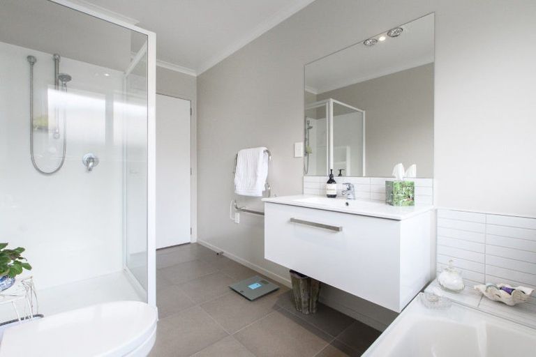 Photo of property in 101 Landing Drive, Pyes Pa, Tauranga, 3112