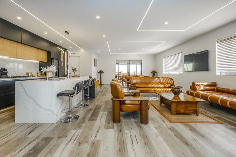 Photo of property in 46 Tannaghmore Drive, Flat Bush, Auckland, 2019