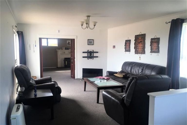 Photo of property in 7 Correa Court, Goodwood Heights, Auckland, 2105
