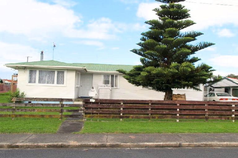 Photo of property in 25 Parker Crescent, Otara, Auckland, 2023