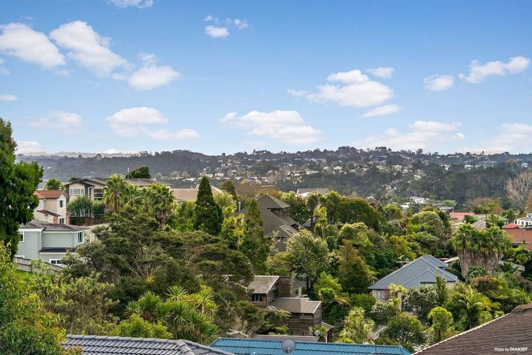 Photo of property in 2/139a Mokoia Road, Birkenhead, Auckland, 0626