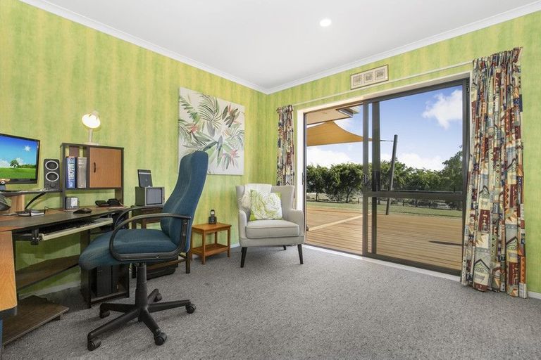 Photo of property in 63 Alexandra Redoubt Road, Tuakau, 2694