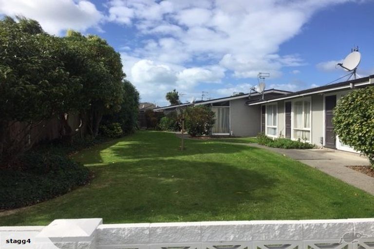 Photo of property in 594 Barbadoes Street, Edgeware, Christchurch, 8013