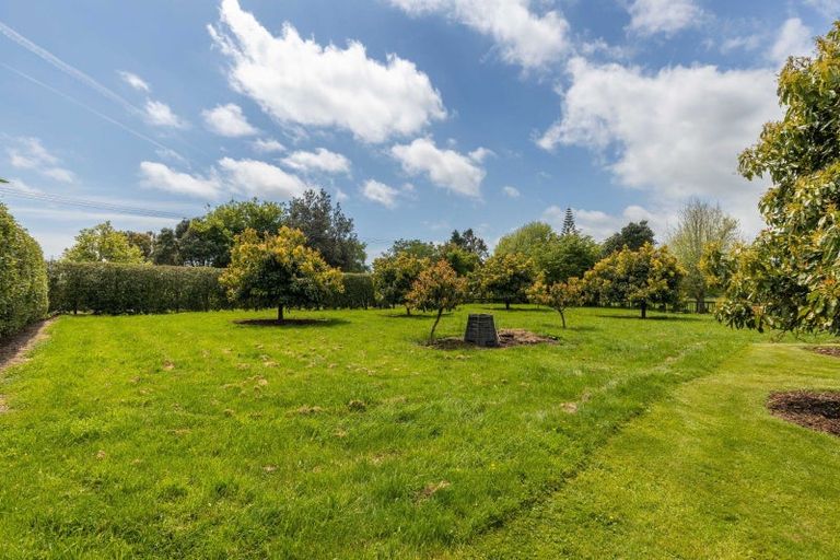 Photo of property in 82 Tikorangi Road, Tikorangi, Waitara, 4383