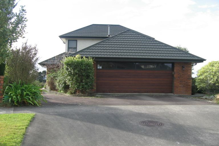 Photo of property in 36 Kilkenny Place, Fitzherbert, Palmerston North, 4410