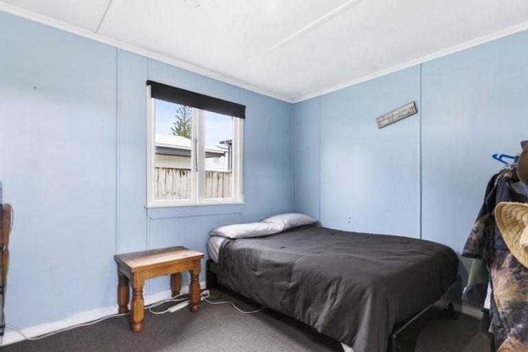 Photo of property in 20 Bertram Road, Kawakawa Bay, 2585