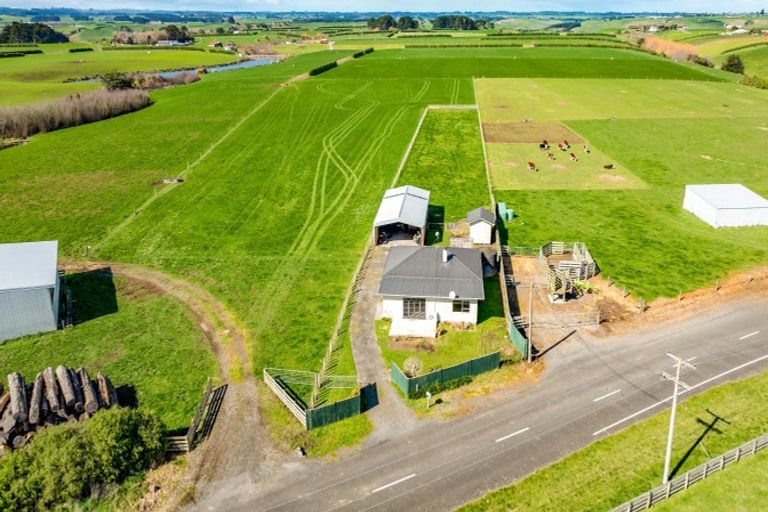 Photo of property in 278 Matangara Road, Hawera, 4672