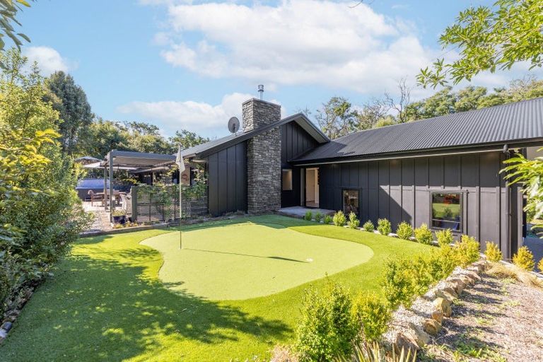 Photo of property in 68 Parawera Drive, Acacia Bay, Taupo, 3330