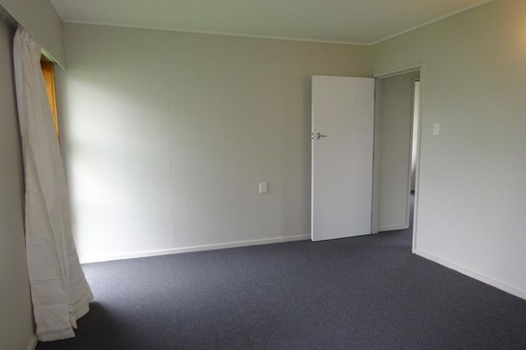 Photo of property in 813 Huia Street, Camberley, Hastings, 4120