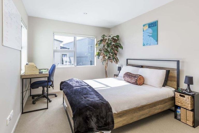 Photo of property in 55a Nautilus Drive, Gulf Harbour, Whangaparaoa, 0930