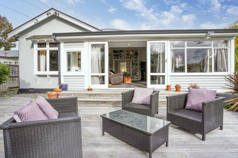 Photo of property in 16 Kinloch Street, St Albans, Christchurch, 8014