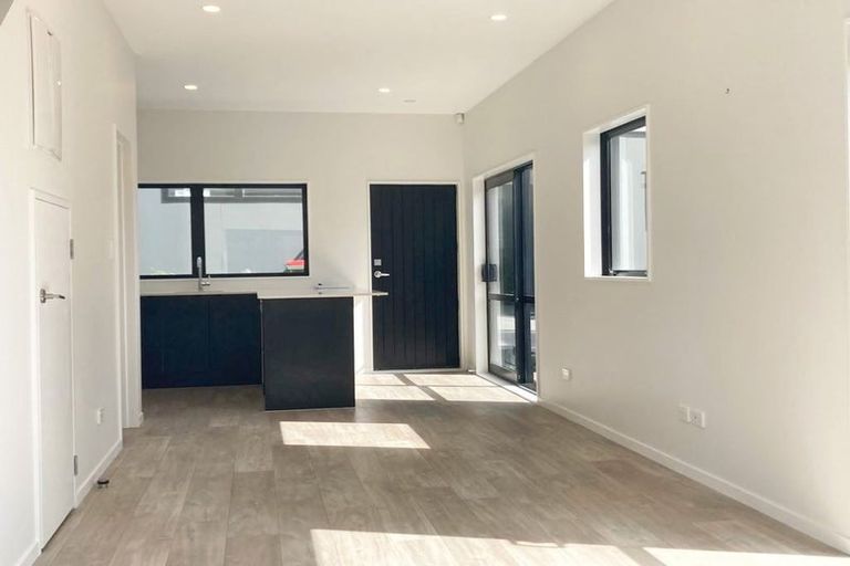 Photo of property in 6/24 Andrew Road, Howick, Auckland, 2010