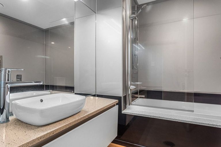 Photo of property in Quayside Apartments, 204/11 George Street, Whakatane, 3120