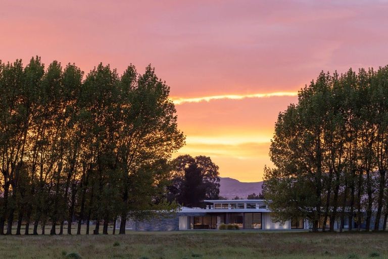 Photo of property in 400 Pound Road, Yaldhurst, Christchurch, 7676