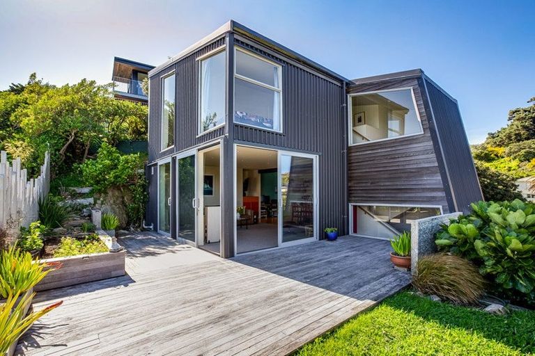 Photo of property in 67a Sidlaw Street, Strathmore Park, Wellington, 6022