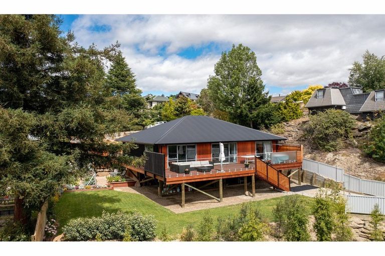 Photo of property in 9 Kamaka Crescent, Bridge Hill, Alexandra, 9320