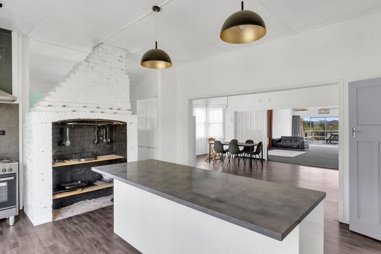 Photo of property in 2 School Road, Tiniroto, Manutuke, 4078