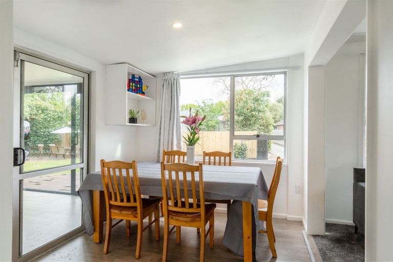 Photo of property in 13 Gladson Avenue, Sockburn, Christchurch, 8042