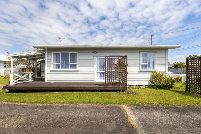 Photo of property in 57 Record Street, Fitzroy, New Plymouth, 4312