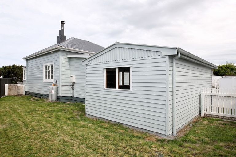 Photo of property in 202 Main Rd Clive, Clive, 4102