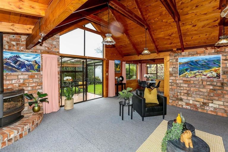 Photo of property in 3 Rennell Street, Frankleigh Park, New Plymouth, 4310