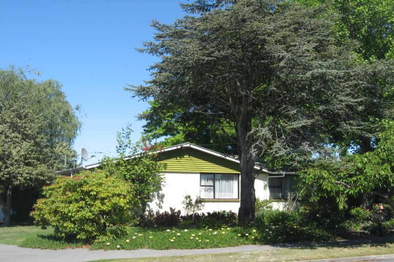 Photo of property in 21 Kilburn Street, Bishopdale, Christchurch, 8053