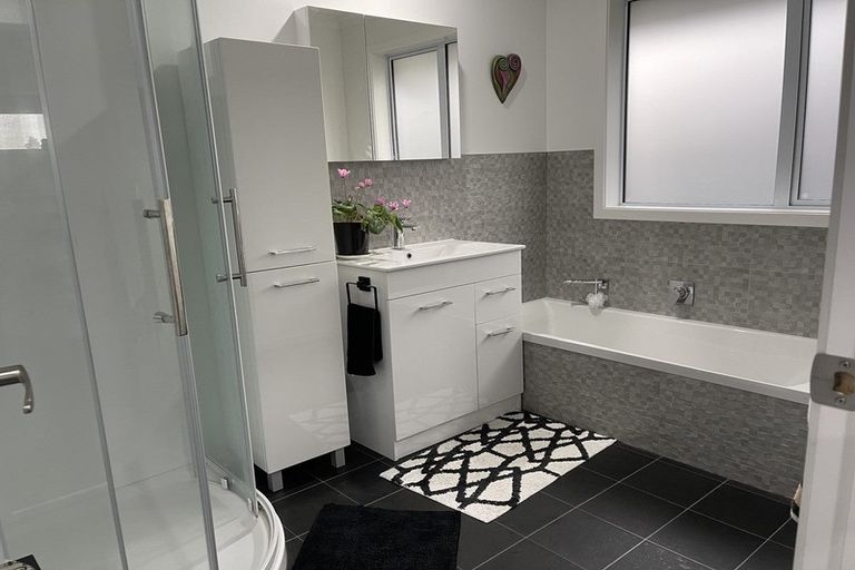 Photo of property in 110 Cracroft Street, Waitara, 4320