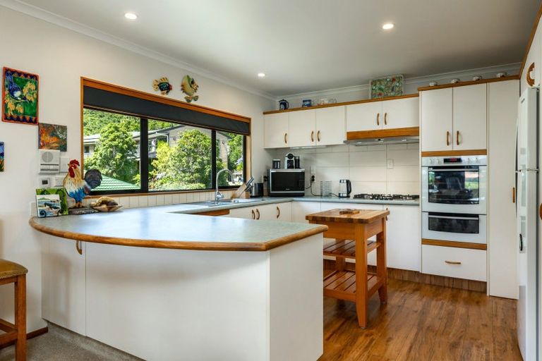 Photo of property in 13 Rimu Terrace, Waikawa, Picton, 7220