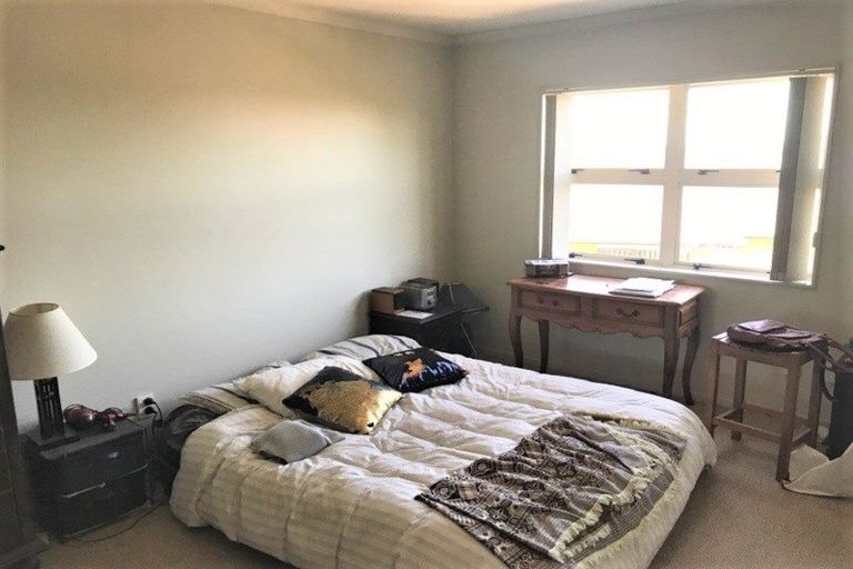 Photo of property in 8 Lime Crescent, Papakura, 2110