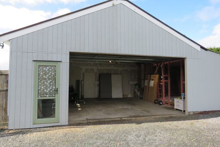 Photo of property in 61 Wiroa Road, Kerikeri, 0293