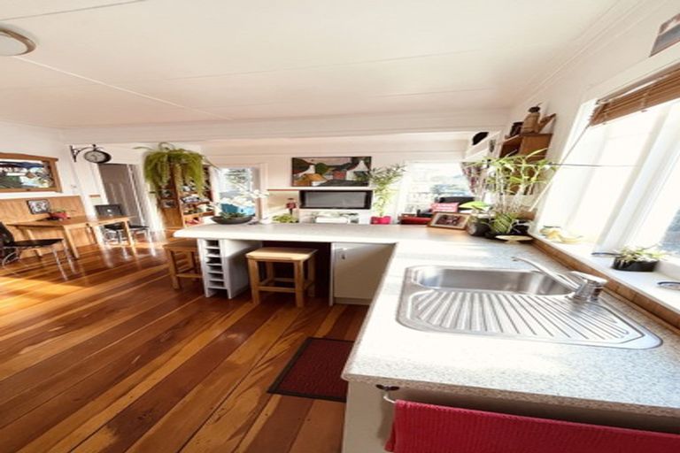 Photo of property in 2/9 Copley Street, New Lynn, Auckland, 0600