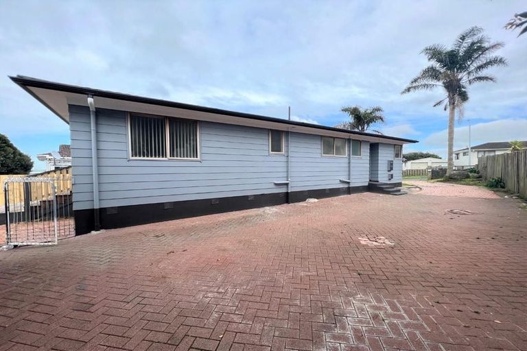 Photo of property in 4 Montego Place, Weymouth, Auckland, 2103