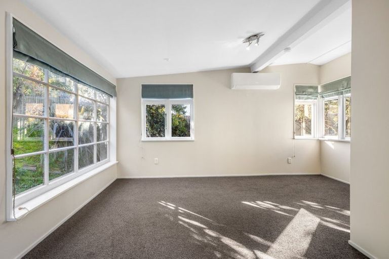 Photo of property in 65 Port Hills Road, Heathcote Valley, Christchurch, 8022