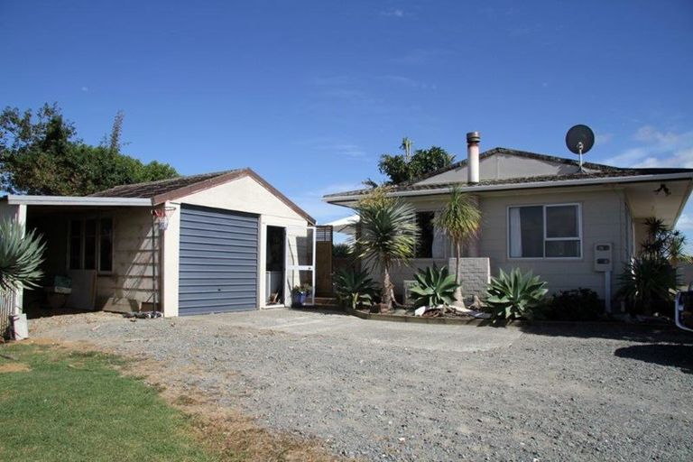 Photo of property in 2 Harrys Lane, Pukenui, 0484